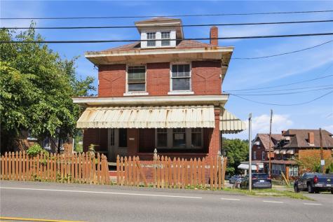 1300 Pine Hollow Road Stowe Township PA 15136