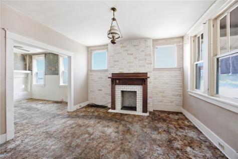 1300 Pine Hollow Road Stowe Township PA 15136
