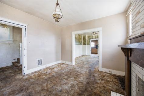 1300 Pine Hollow Road Stowe Township PA 15136