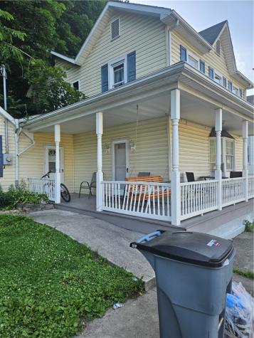 2146 Keystone Avenue Hempfield Township PA 15601