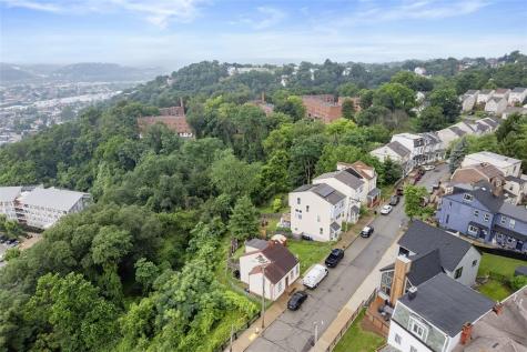 1603 Meadville Street Fineview PA 15214