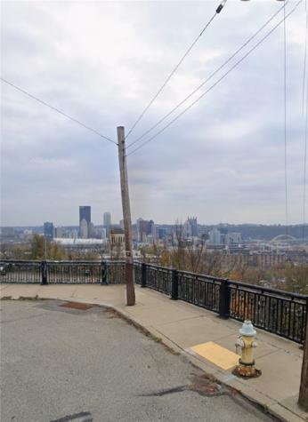 1603 Meadville Street Fineview PA 15214