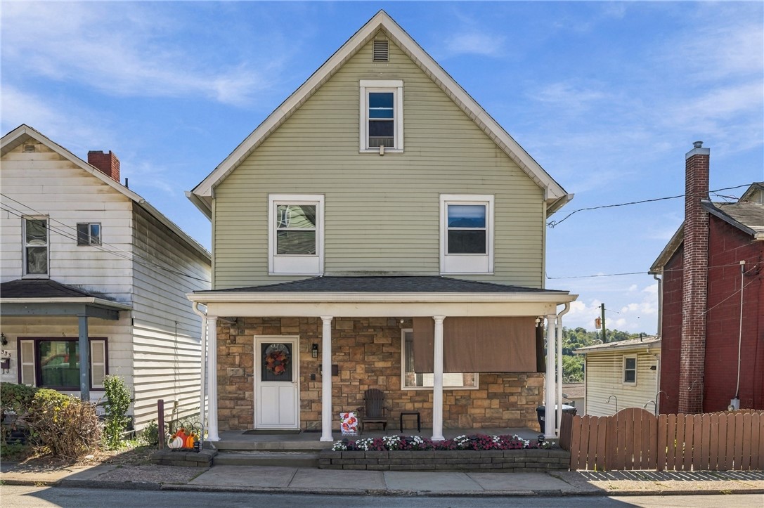 335 W 8th Avenue Tarentum PA 15084