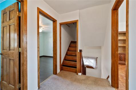 335 W 8th Avenue Tarentum PA 15084