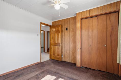 335 W 8th Avenue Tarentum PA 15084