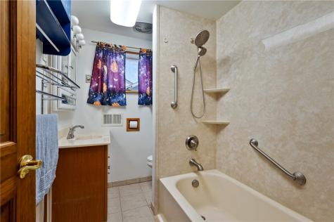 335 W 8th Avenue Tarentum PA 15084