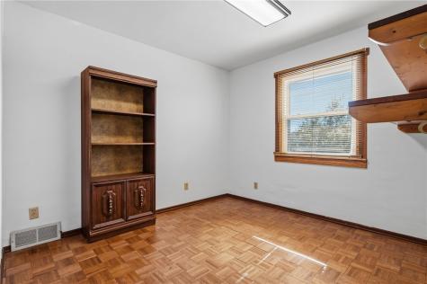 335 W 8th Avenue Tarentum PA 15084