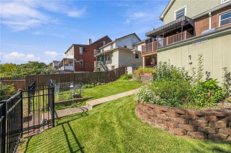 335 W 8th Avenue Tarentum PA 15084