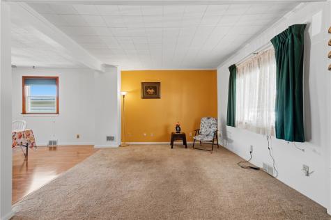 335 W 8th Avenue Tarentum PA 15084