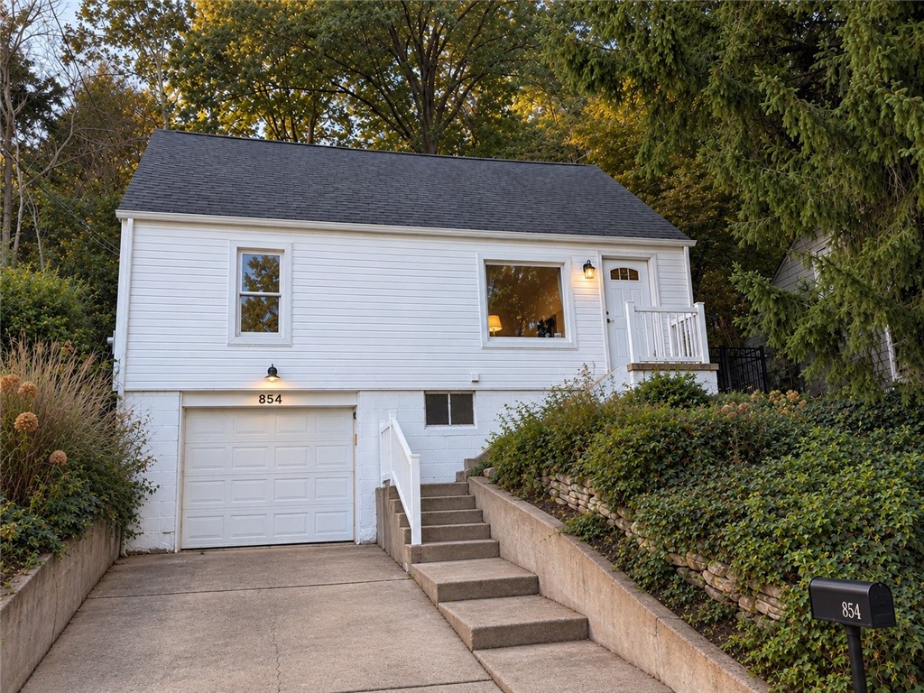 854 7th Street Beaver PA 15009