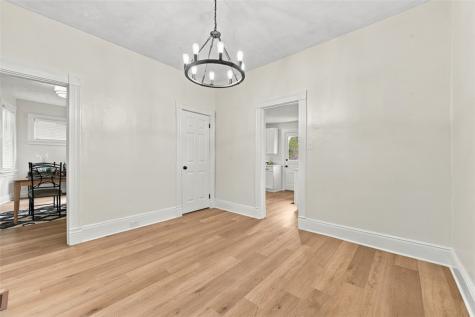 1522 Ridge Coraopolis PA 15108