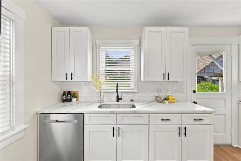 1522 Ridge Coraopolis PA 15108