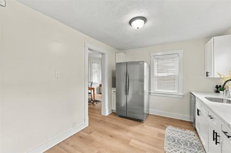 1522 Ridge Coraopolis PA 15108