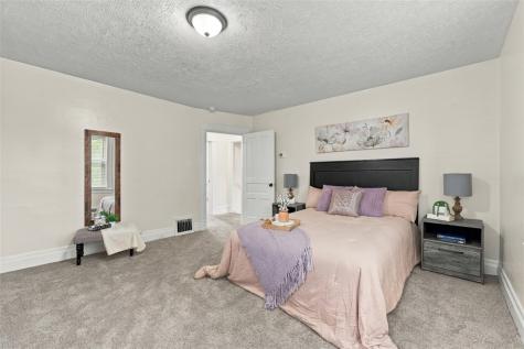 1522 Ridge Coraopolis PA 15108