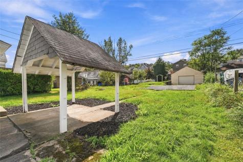 1522 Ridge Coraopolis PA 15108
