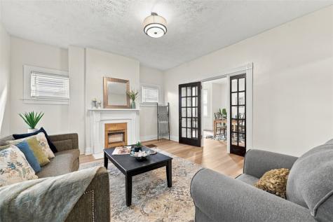 1522 Ridge Coraopolis PA 15108