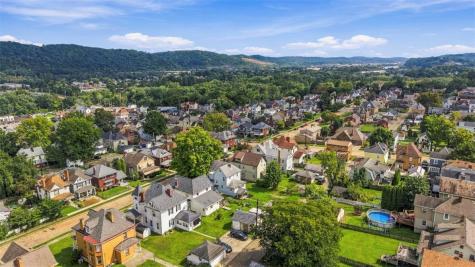 1522 Ridge Coraopolis PA 15108
