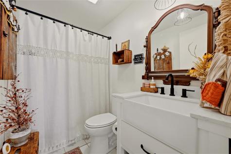3161 Vermont Drive Lower Burrell PA 15068