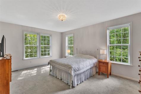 112 Foxtail Court Forward Township PA 16033