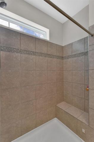112 Foxtail Court Forward Township PA 16033