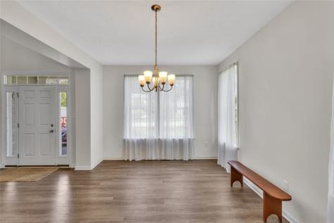 112 Foxtail Court Forward Township PA 16033