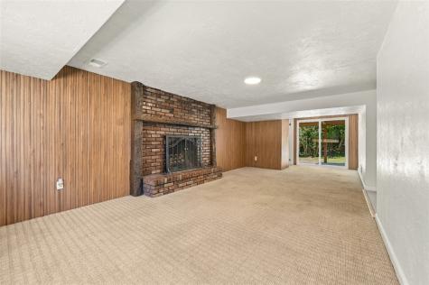 502 Mcelheny Road Shaler PA 15116