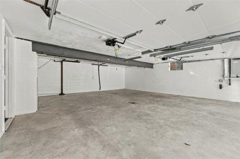 502 Mcelheny Road Shaler PA 15116