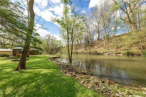 2771 River Drive Shenango PA 16134