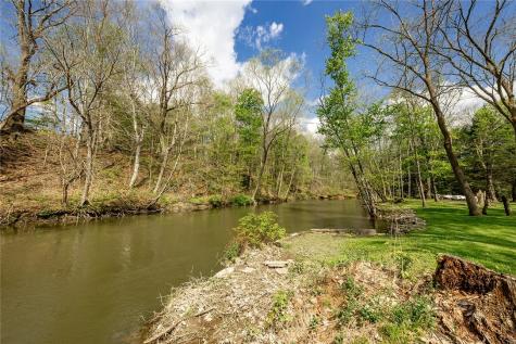 2771 River Drive Shenango PA 16134