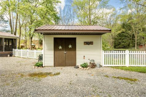 2771 River Drive Shenango PA 16134