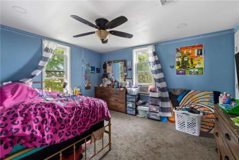 112 Bouquet Street Whitaker PA 15120