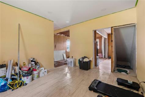 112 Bouquet Street Whitaker PA 15120
