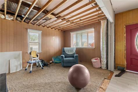 112 Bouquet Street Whitaker PA 15120