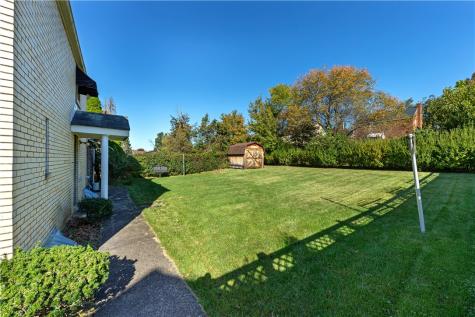 1329 Stanley Drive Penn Hills PA 15147