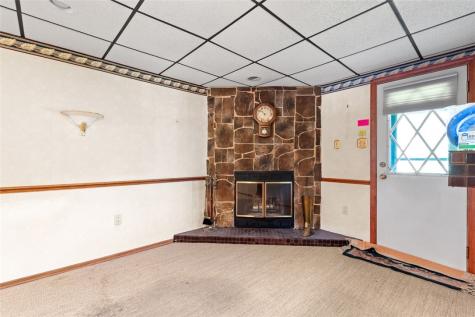1329 Stanley Drive Penn Hills PA 15147