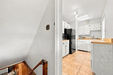 501 Sunnyland Avenue Overbrook PA 15227