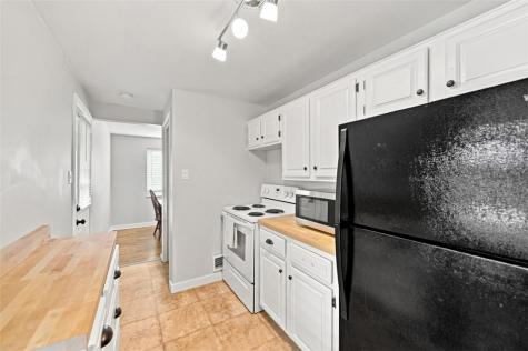 501 Sunnyland Avenue Overbrook PA 15227