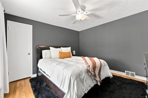 501 Sunnyland Avenue Overbrook PA 15227