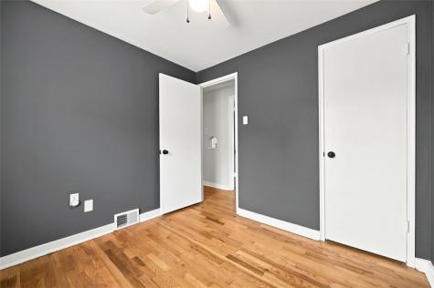 501 Sunnyland Avenue Overbrook PA 15227
