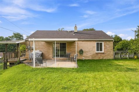501 Sunnyland Avenue Overbrook PA 15227