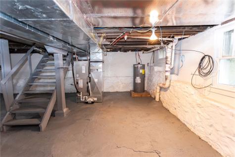 156 S Ninth Street Connellsville PA 15425