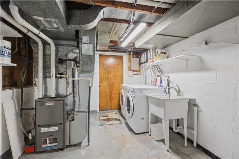 1383 Meadowlark Drive Scott Township PA 15243