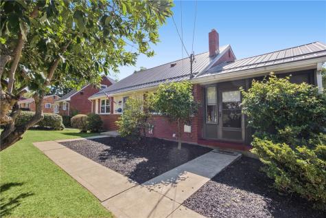 1383 Meadowlark Drive Scott Township PA 15243