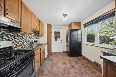 1383 Meadowlark Drive Scott Township PA 15243