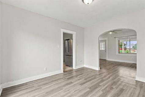 2004 Pioneer Avenue Brookline PA 15226