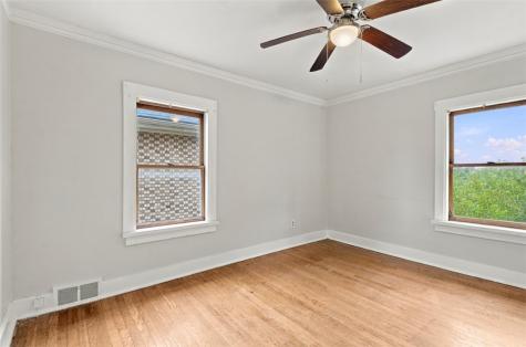2004 Pioneer Avenue Brookline PA 15226