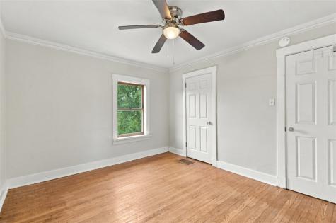 2004 Pioneer Avenue Brookline PA 15226
