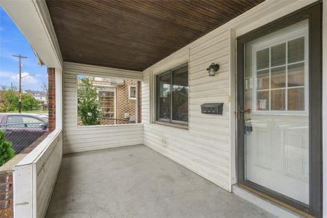 2004 Pioneer Avenue Brookline PA 15226