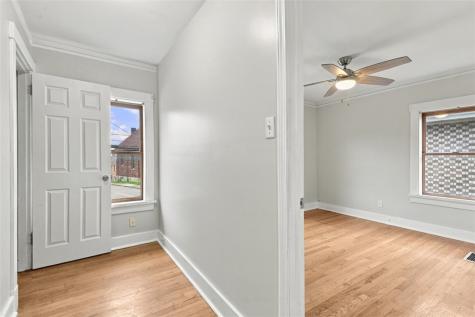 2004 Pioneer Avenue Brookline PA 15226