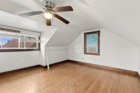 2004 Pioneer Avenue Brookline PA 15226